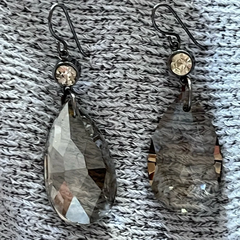 Elegant Silver Drop Earrings - Picture 1 of 6